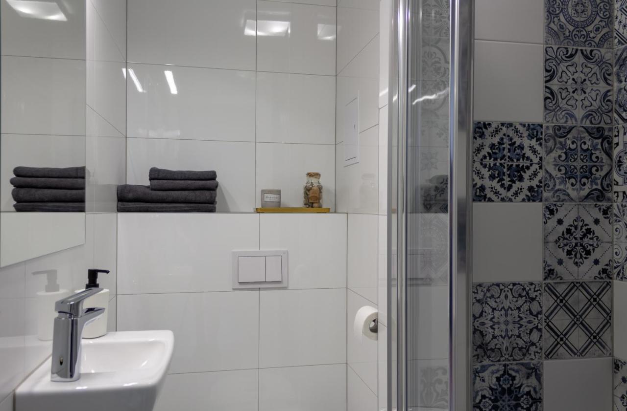 INITIUM rooms - Obrońców Wybrzeża 4D Gdańsk Exterior foto